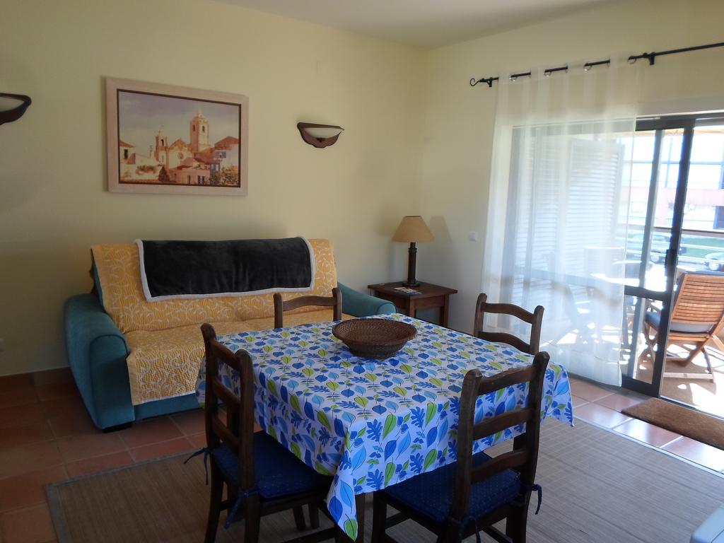 Marina Park room 5